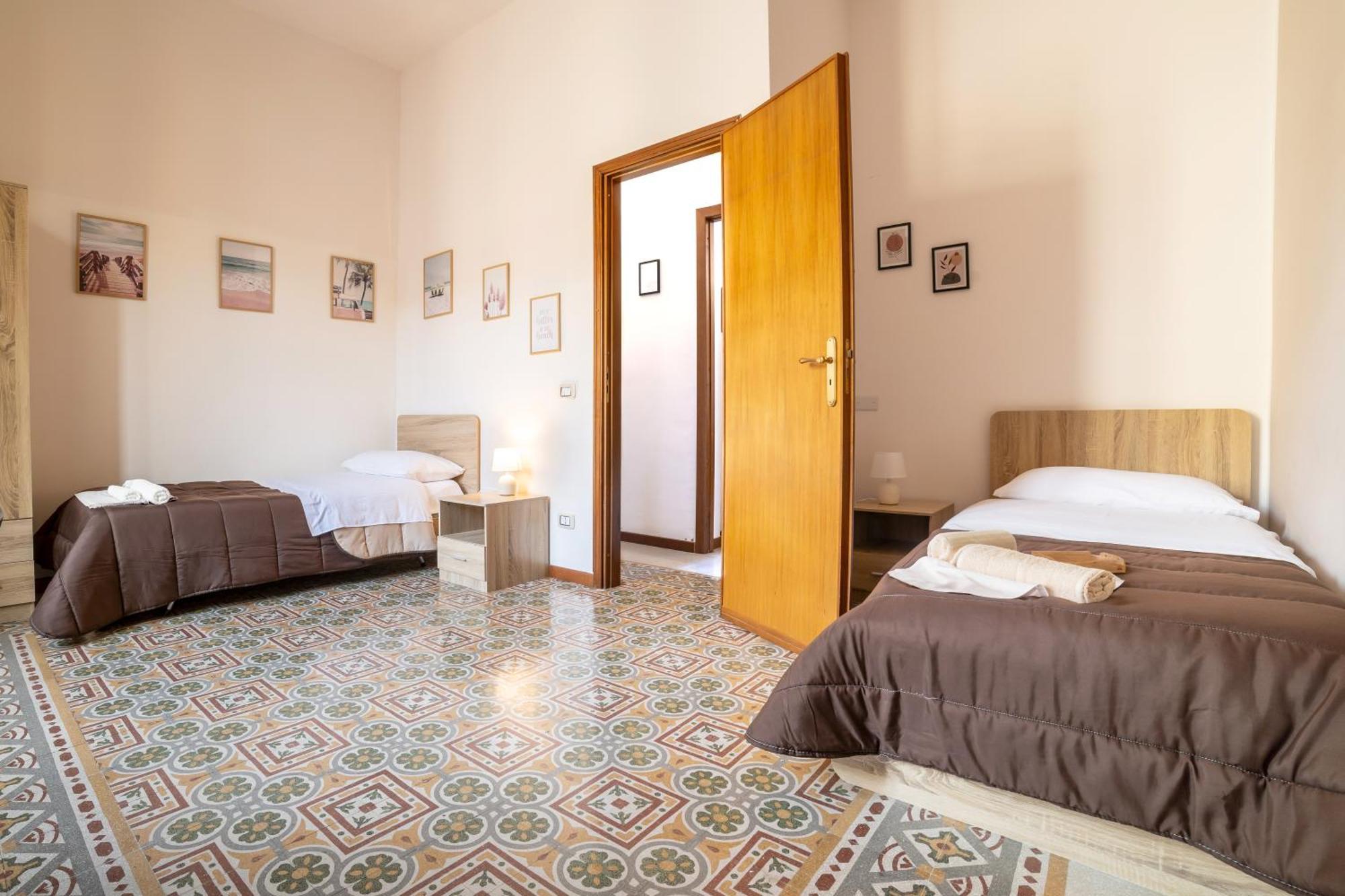 Centro Stazione Aeroporto Wi-Fi&Self Check-In Appartement Palermo Buitenkant foto